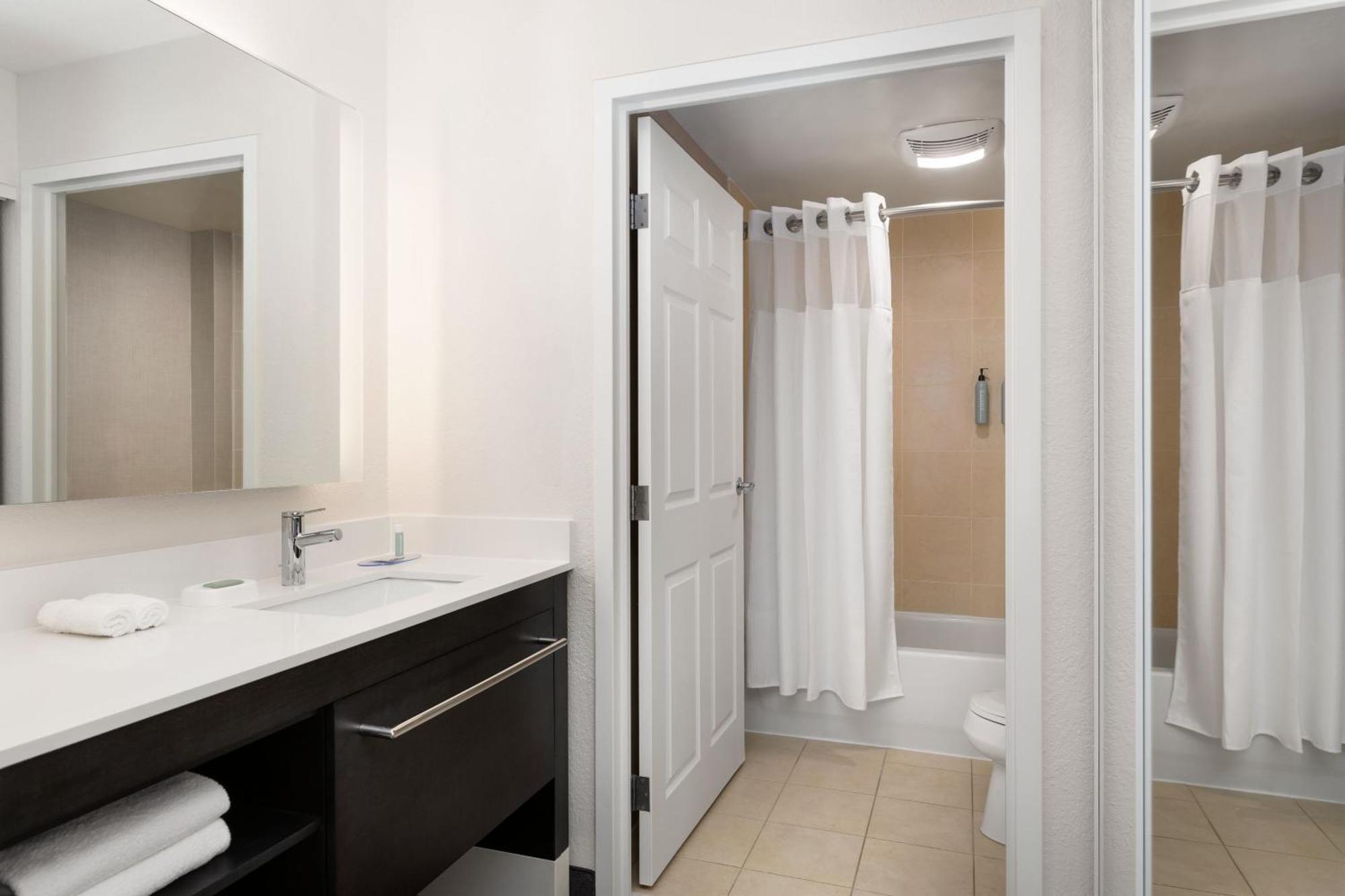 Residence Inn By Marriott Madison West/Middleton Dış mekan fotoğraf