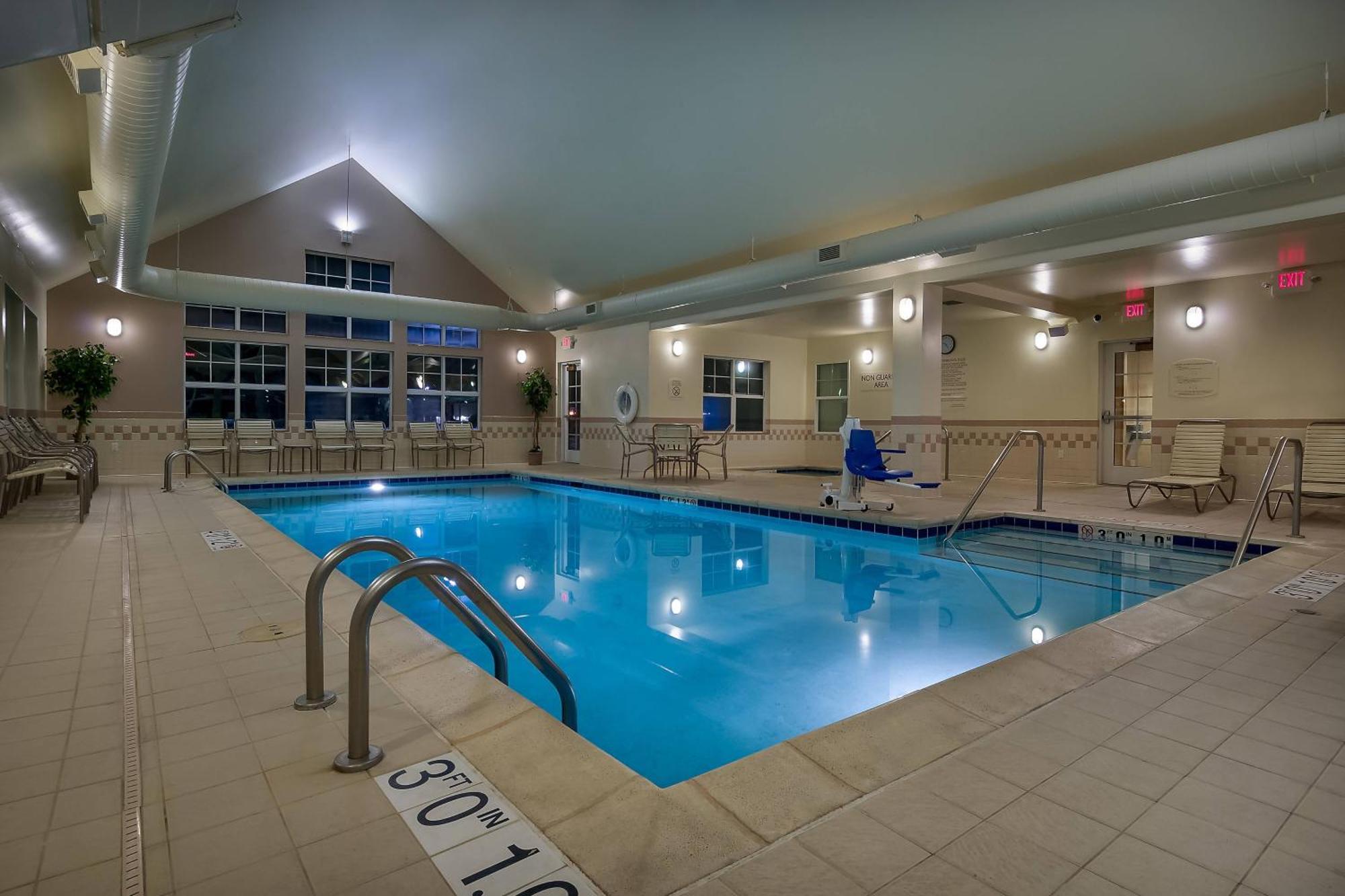 Residence Inn By Marriott Madison West/Middleton Dış mekan fotoğraf